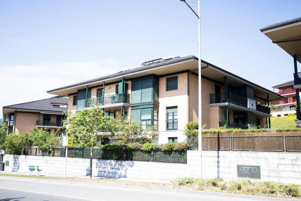 Berlin - Basquenjoy Apartment Hondarribia Exterior photo