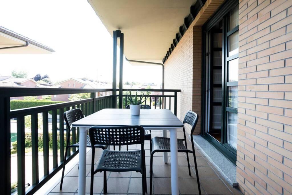 Berlin - Basquenjoy Apartment Hondarribia Exterior photo